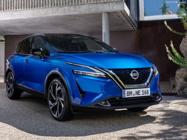 Nissan Qashqai colours 2022 Which one should you choose  Leasingcom