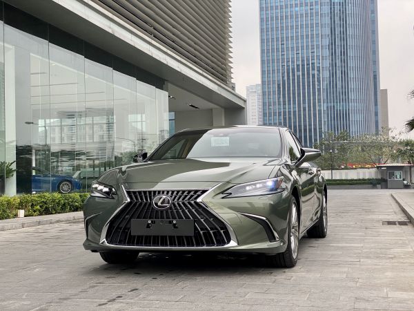 Chi tiết Lexus ES 250 2019 giá 25 tỷ đồng tại Việt Nam